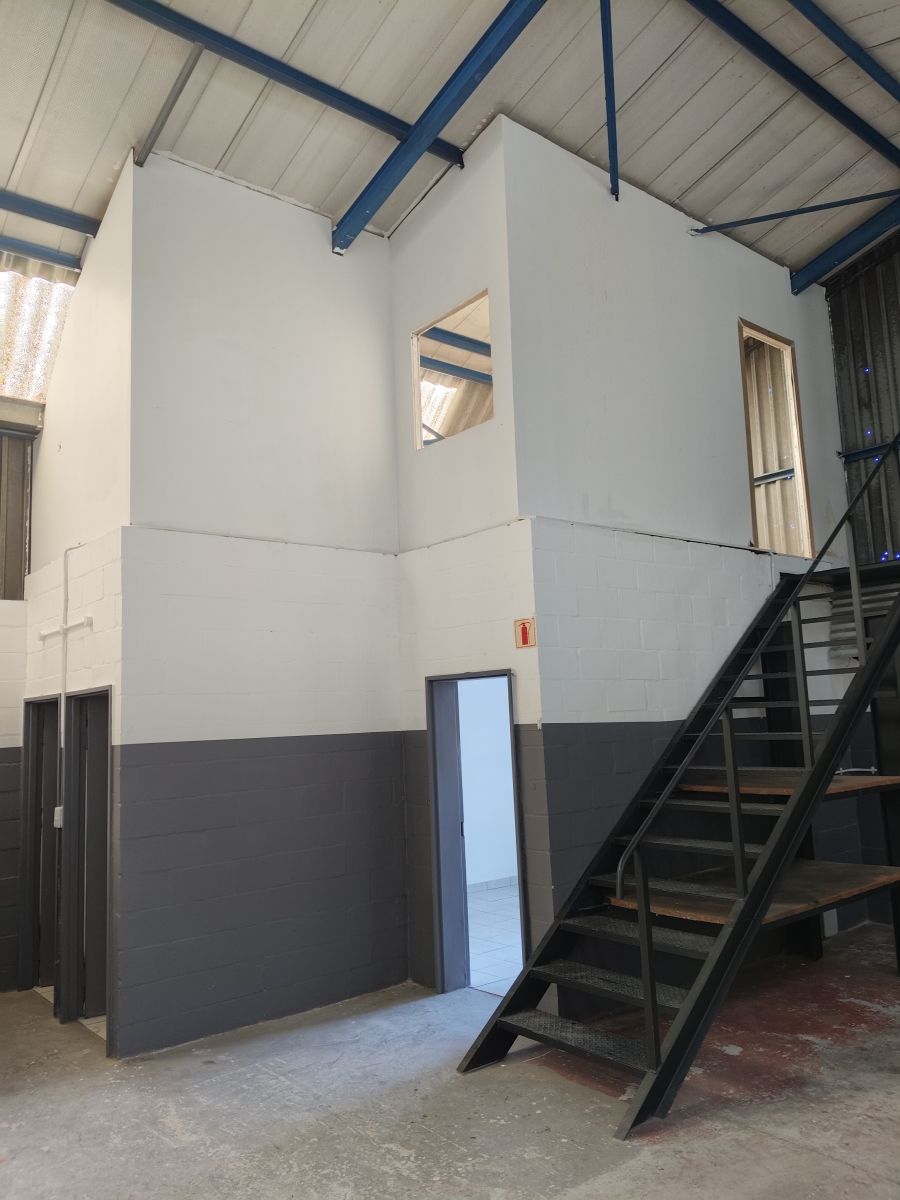 To Let Commercial Property for Rent in Okavango Park Western Cape
